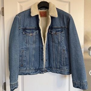 Levi's Sherpa Trucker Jacket
